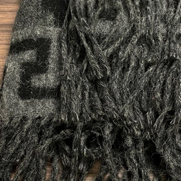 Incalpaca TPX Alpaca Wool Blanket/Throw - Black & Gray Aztec Geometric - NEW - Picture 4 of 4